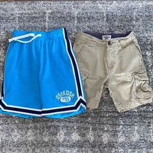 2 Pairs of Boy’s Oshkosh Shorts 4T-Khaki Cargo